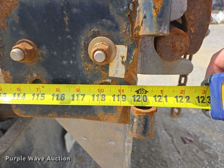 image for item EC4161 2005 GMC C6500 dump truck