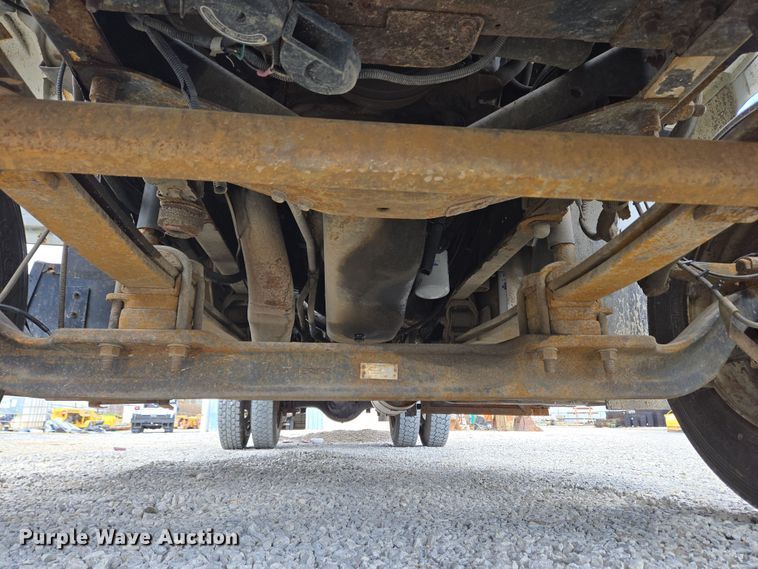 image for item EC4161 2005 GMC C6500 dump truck