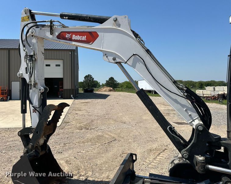 image for item ED2483 2021 Bobcat E60 mini excavator