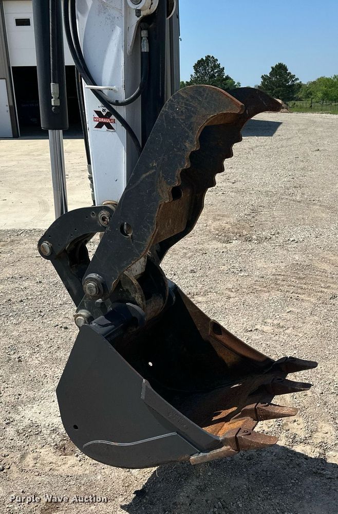 image for item ED2483 2021 Bobcat E60 mini excavator