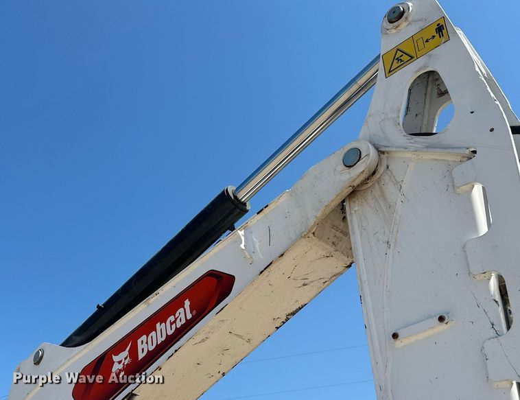 image for item ED2483 2021 Bobcat E60 mini excavator