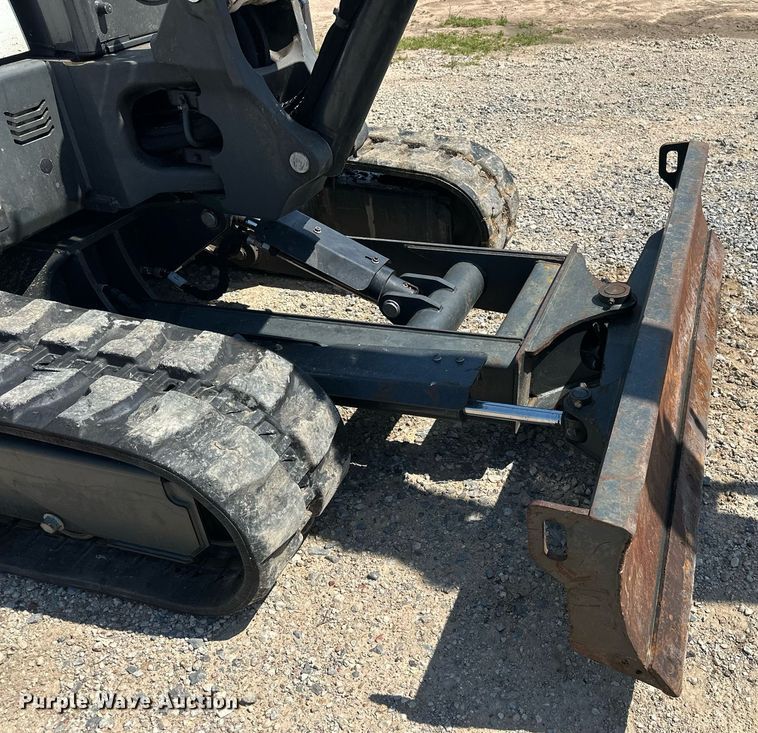 image for item ED2483 2021 Bobcat E60 mini excavator