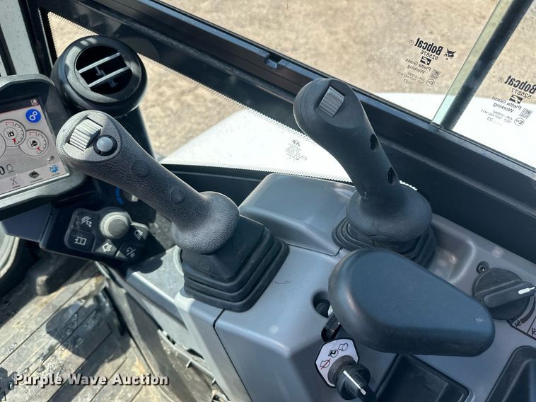 image for item ED2483 2021 Bobcat E60 mini excavator