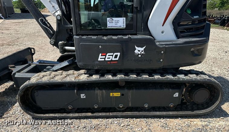 image for item ED2483 2021 Bobcat E60 mini excavator