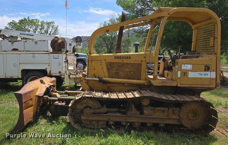 image for item ED2522 1994 Dresser TD9H dozer