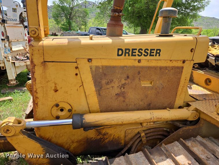 image for item ED2522 1994 Dresser TD9H dozer