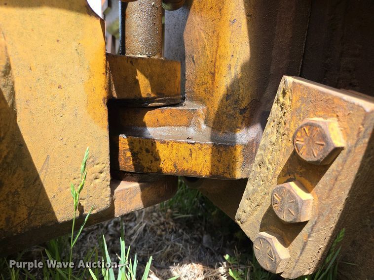 image for item ED2522 1994 Dresser TD9H dozer