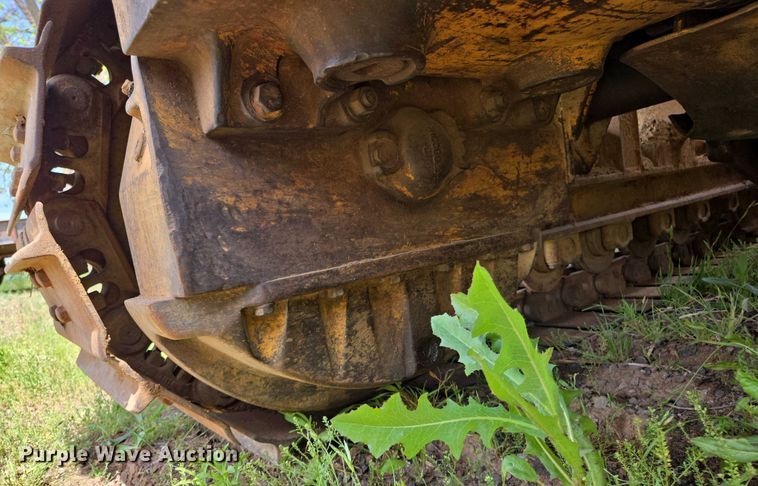 image for item ED2522 1994 Dresser TD9H dozer