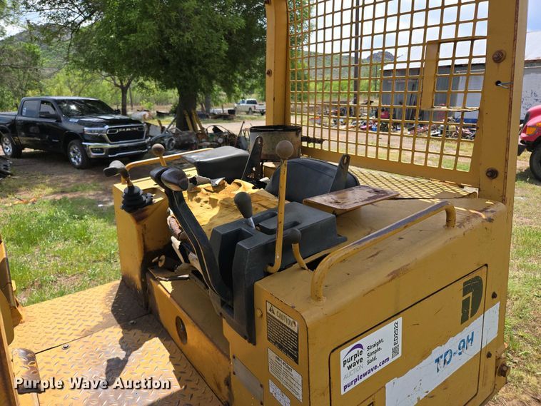 image for item ED2522 1994 Dresser TD9H dozer