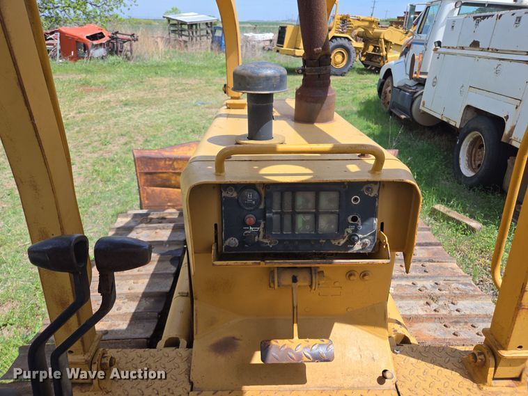 image for item ED2522 1994 Dresser TD9H dozer