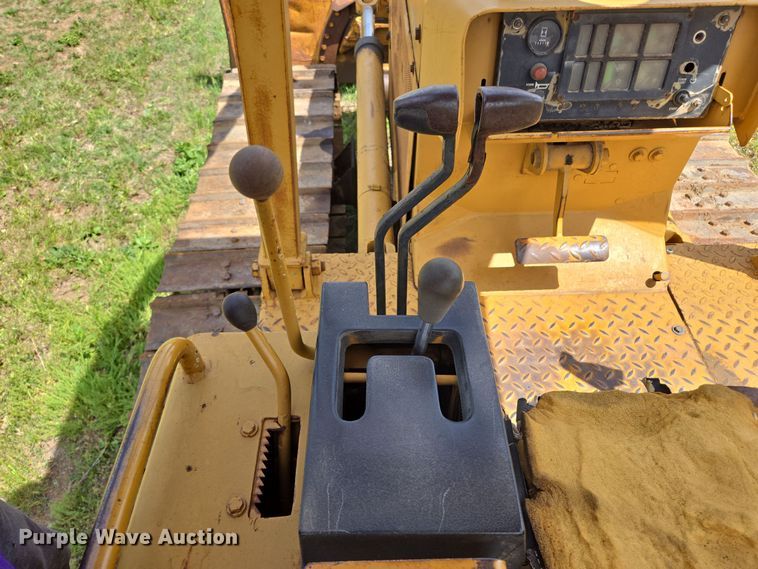 image for item ED2522 1994 Dresser TD9H dozer