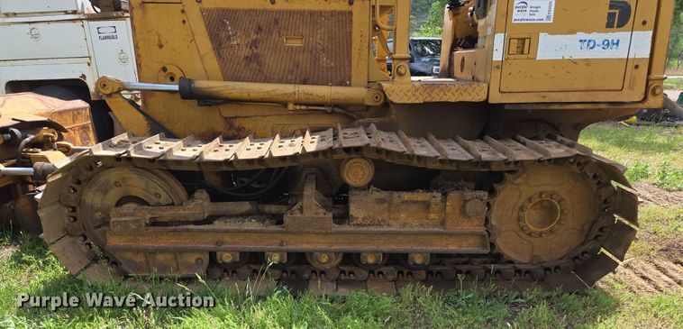 image for item ED2522 1994 Dresser TD9H dozer