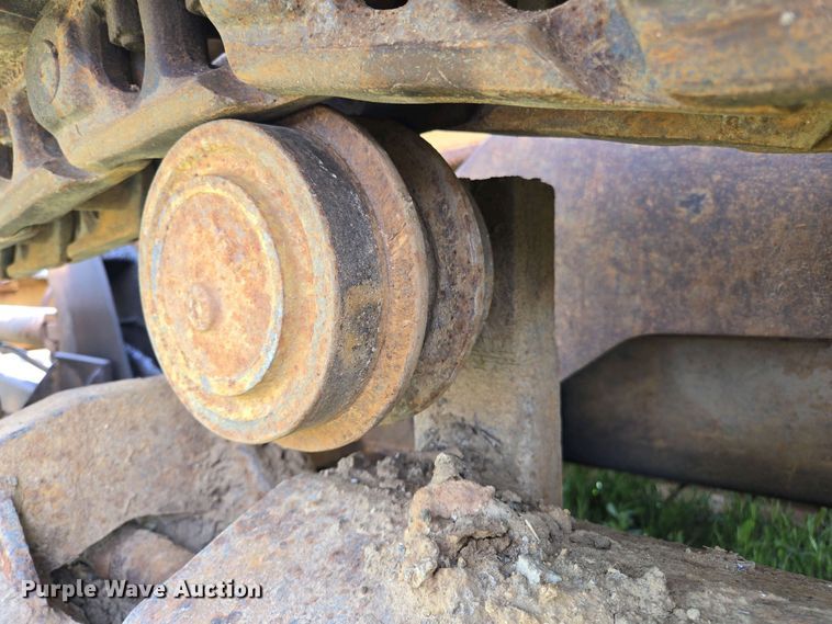 image for item ED2522 1994 Dresser TD9H dozer