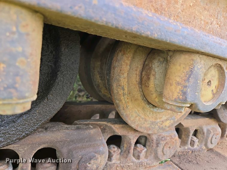 image for item ED2522 1994 Dresser TD9H dozer