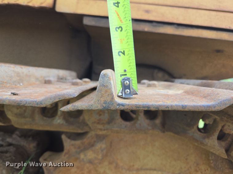 image for item ED2522 1994 Dresser TD9H dozer