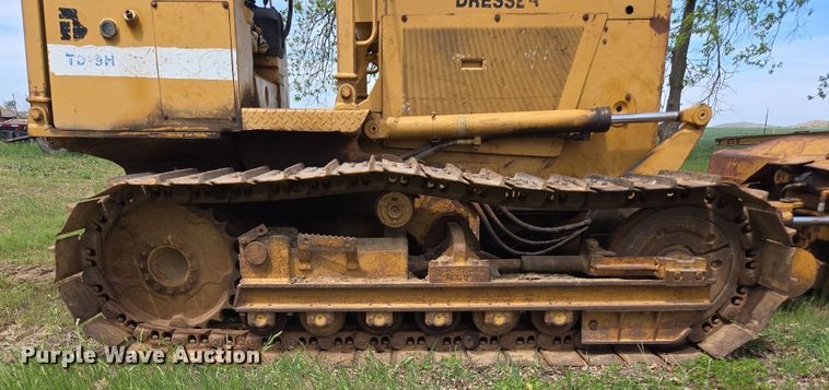 image for item ED2522 1994 Dresser TD9H dozer