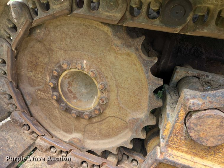 image for item ED2522 1994 Dresser TD9H dozer