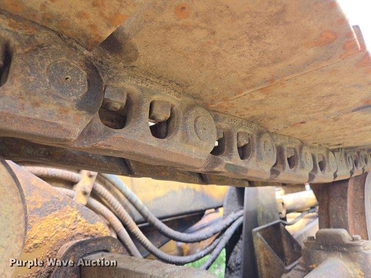 image for item ED2522 1994 Dresser TD9H dozer