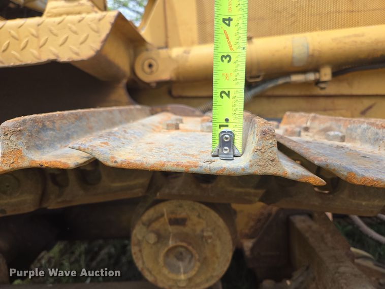 image for item ED2522 1994 Dresser TD9H dozer