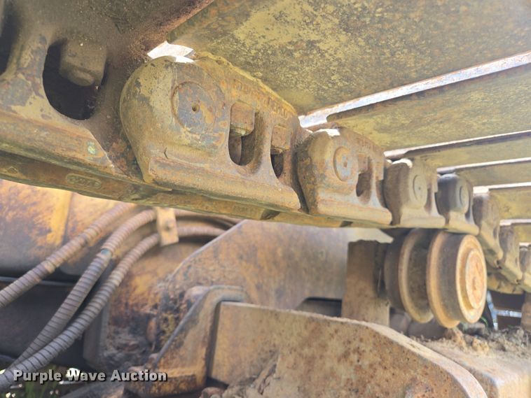 image for item ED2522 1994 Dresser TD9H dozer