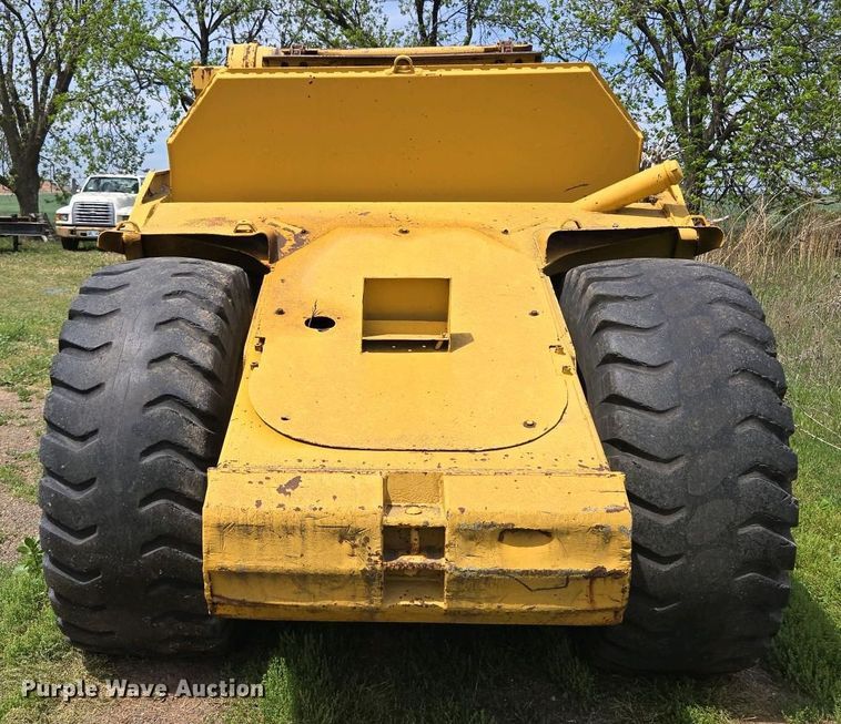 image for item ED2523 1977 Caterpillar 613B elevating scraper