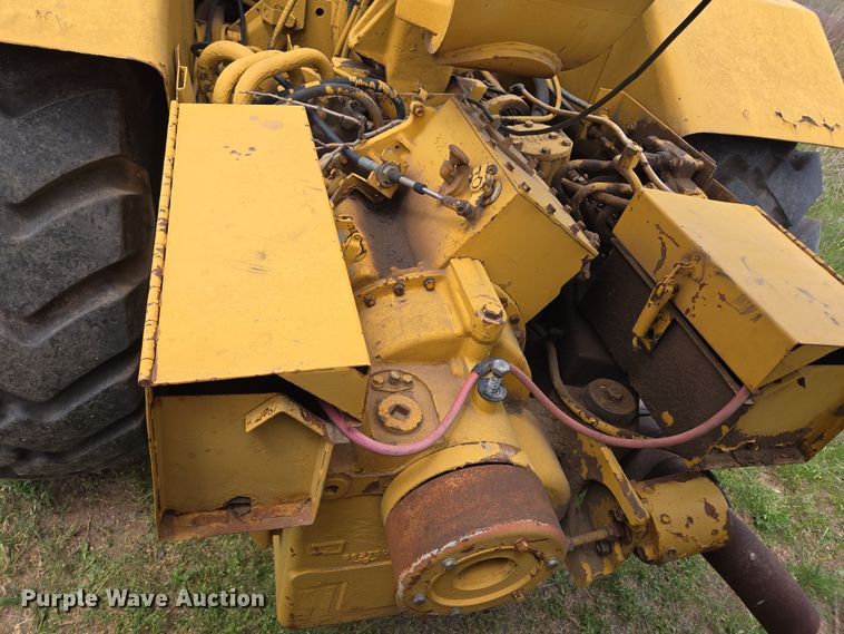 image for item ED2523 1977 Caterpillar 613B elevating scraper