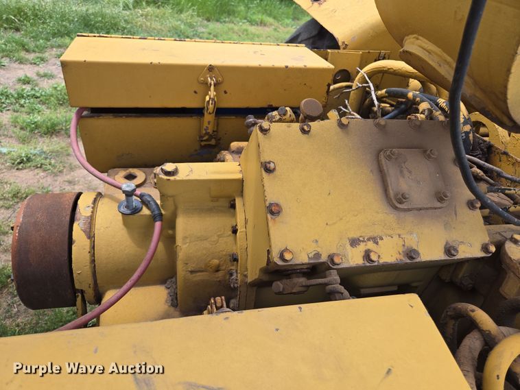 image for item ED2523 1977 Caterpillar 613B elevating scraper