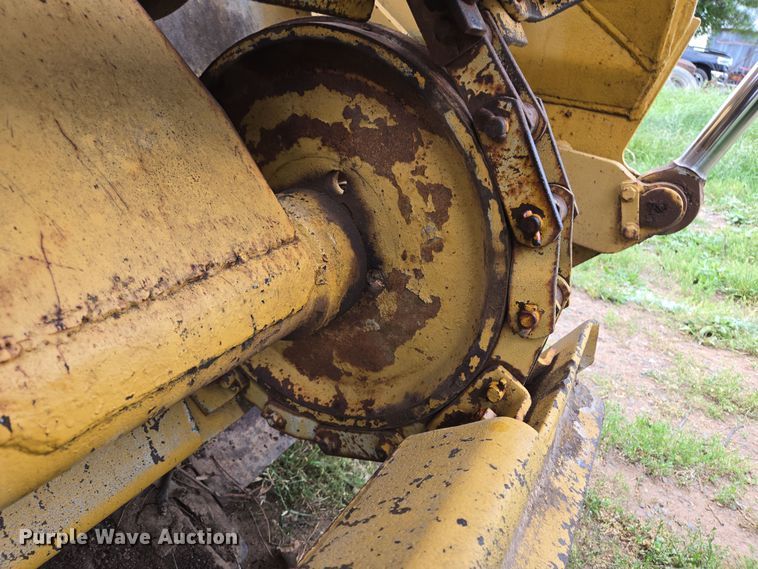 image for item ED2523 1977 Caterpillar 613B elevating scraper