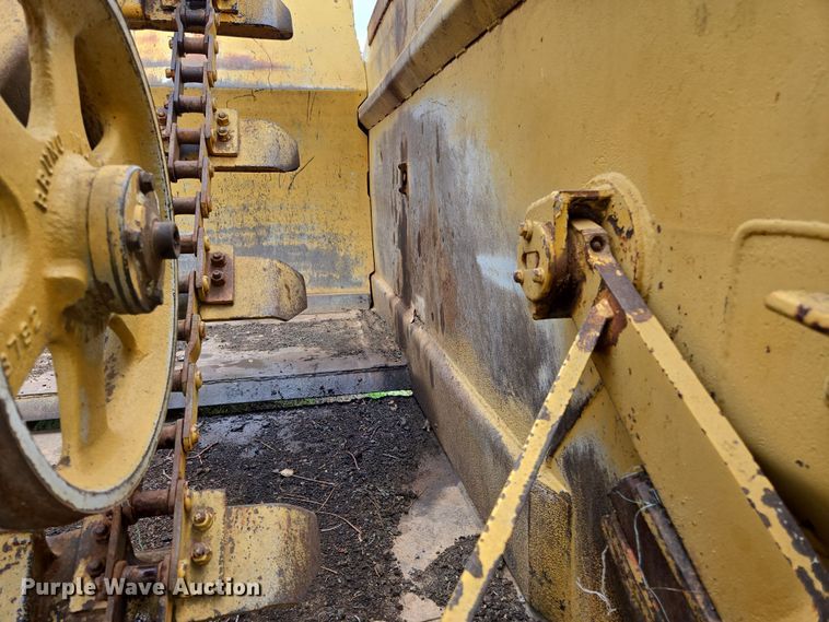 image for item ED2523 1977 Caterpillar 613B elevating scraper