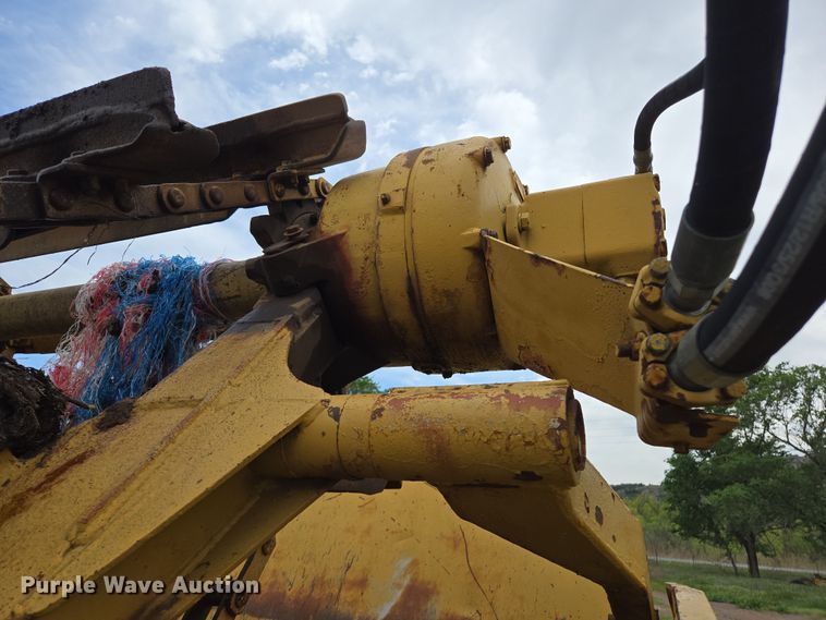 image for item ED2523 1977 Caterpillar 613B elevating scraper