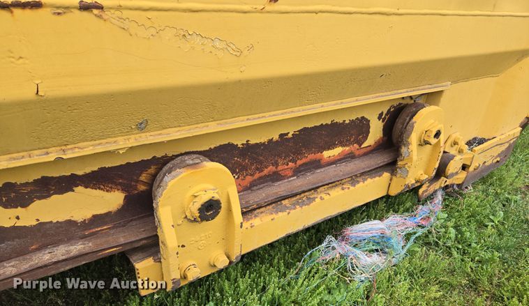 image for item ED2523 1977 Caterpillar 613B elevating scraper