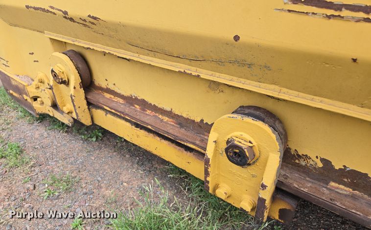 image for item ED2523 1977 Caterpillar 613B elevating scraper