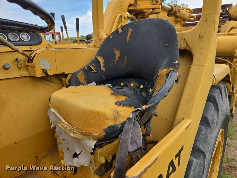 image for item ED2523 1977 Caterpillar 613B elevating scraper