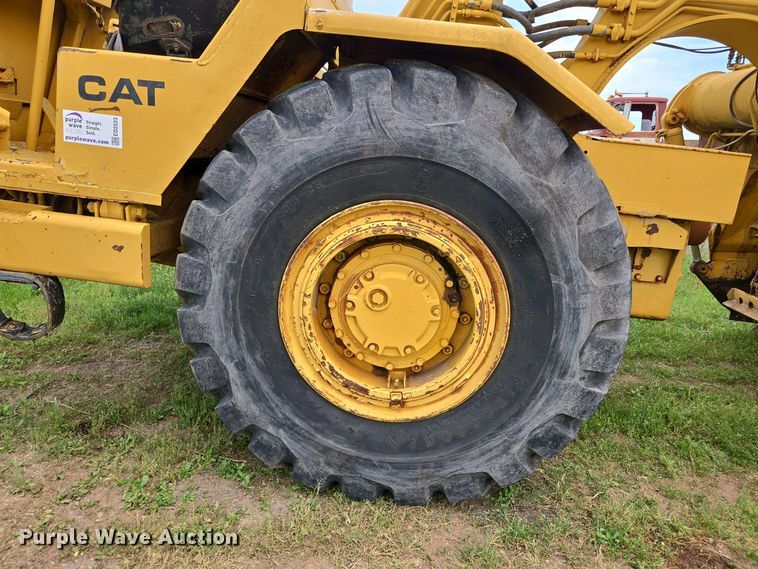 image for item ED2523 1977 Caterpillar 613B elevating scraper