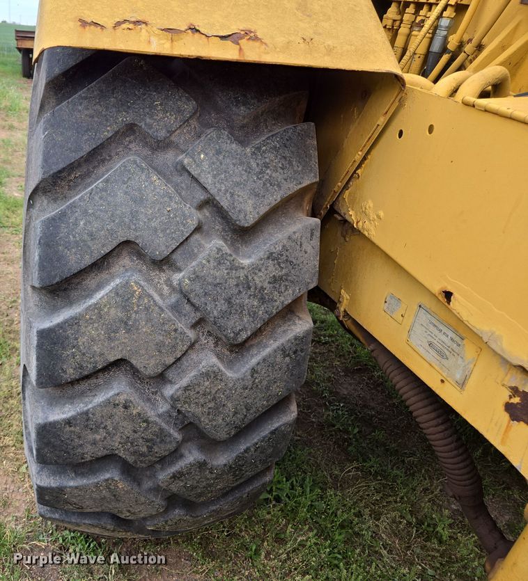 image for item ED2523 1977 Caterpillar 613B elevating scraper