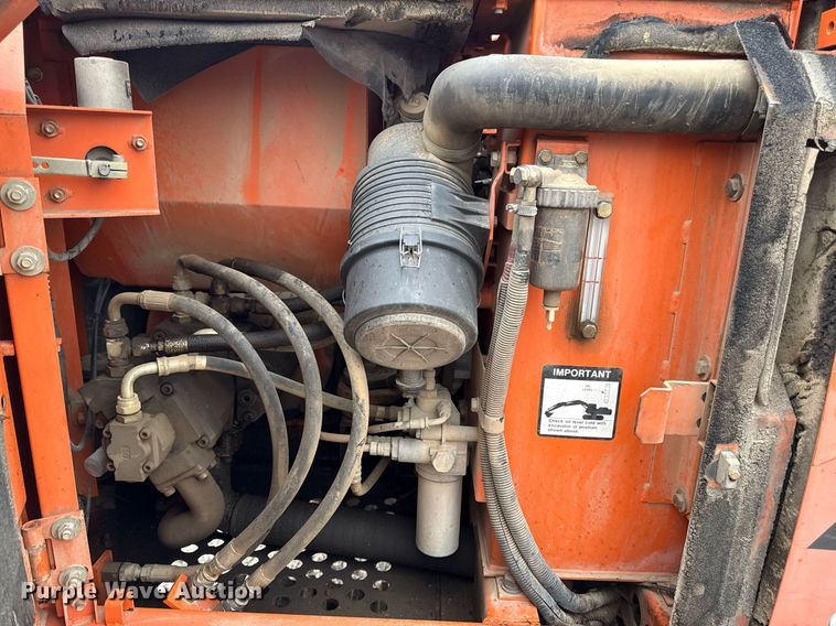 image for item ED4199 2006 Hitachi Zaxis 80 excavator
