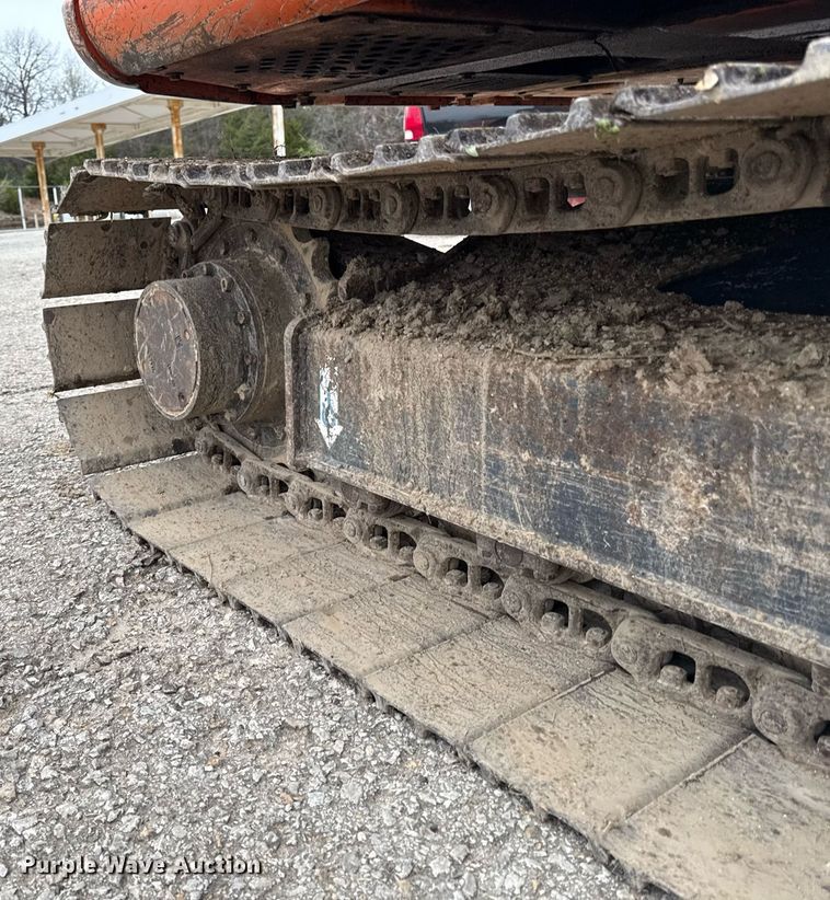 image for item ED4199 2006 Hitachi Zaxis 80 excavator