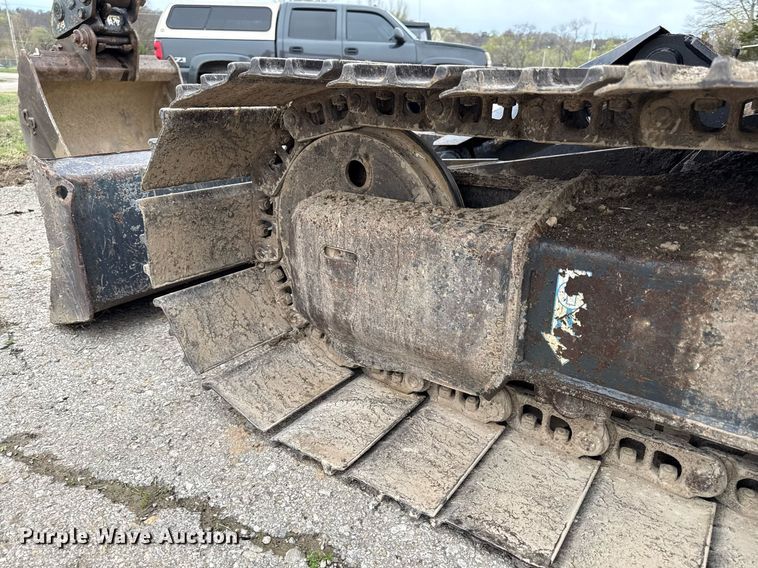 image for item ED4199 2006 Hitachi Zaxis 80 excavator