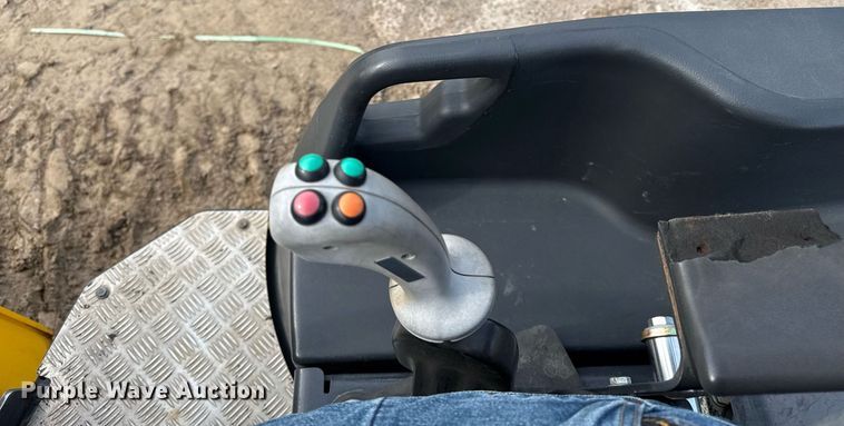 image for item ED4203 2021 Bomag BW138AD-5 double drum vibratory roller