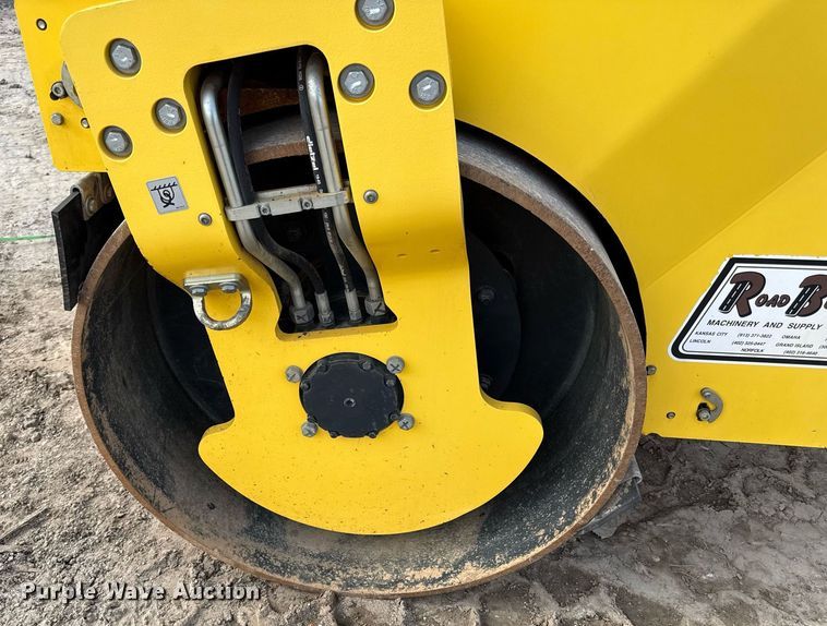 image for item ED4203 2021 Bomag BW138AD-5 double drum vibratory roller