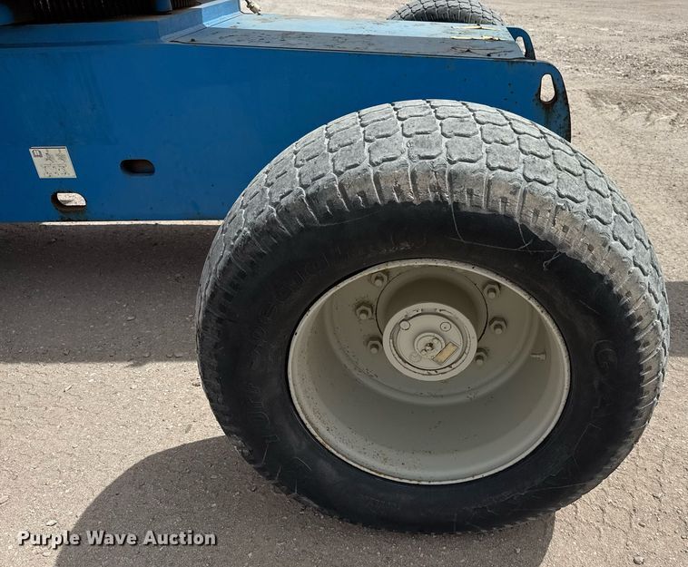 image for item ED5572 2008 Genie S-85 boom lift