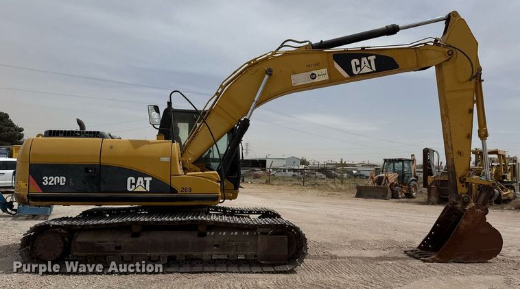 image for item ED5573 2009 Caterpillar 320D L excavator