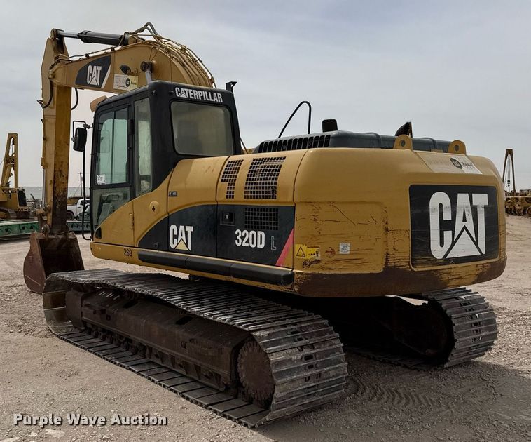 image for item ED5573 2009 Caterpillar 320D L excavator