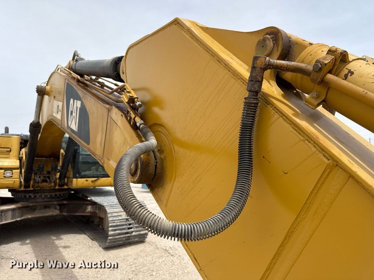 image for item ED5573 2009 Caterpillar 320D L excavator