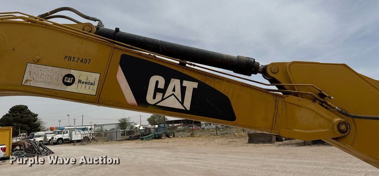 image for item ED5573 2009 Caterpillar 320D L excavator