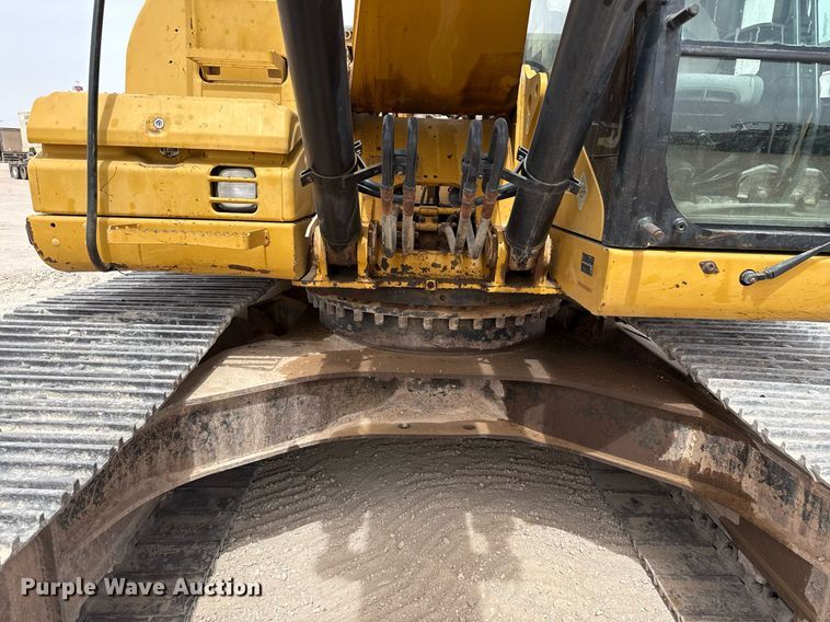 image for item ED5573 2009 Caterpillar 320D L excavator