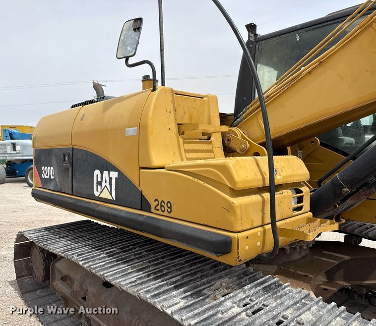 image for item ED5573 2009 Caterpillar 320D L excavator
