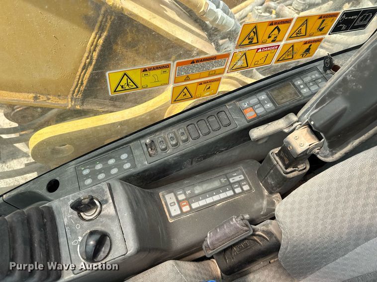 image for item ED5573 2009 Caterpillar 320D L excavator