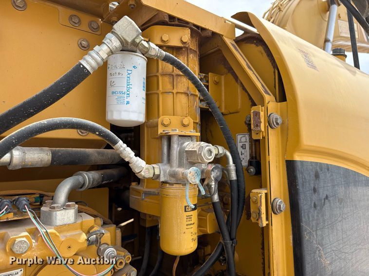 image for item ED5573 2009 Caterpillar 320D L excavator