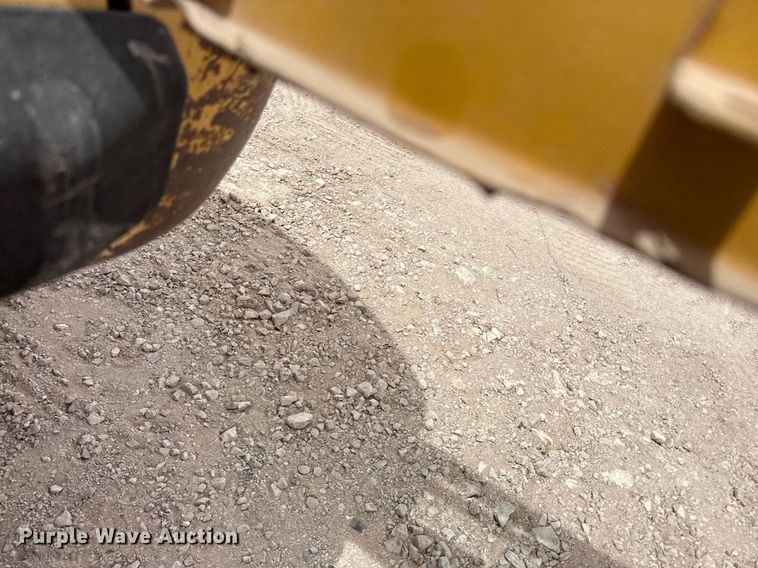 image for item ED5573 2009 Caterpillar 320D L excavator